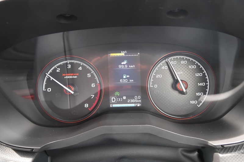 電気自動車とSK9型フォレスター_f0076731_16043986.jpg