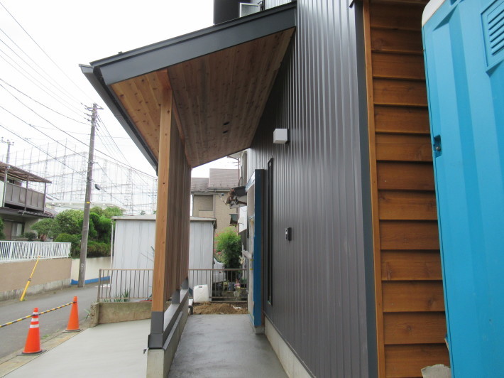横浜市泉区新橋町の家☆工事最終段階へ!_c0152341_21273353.jpg