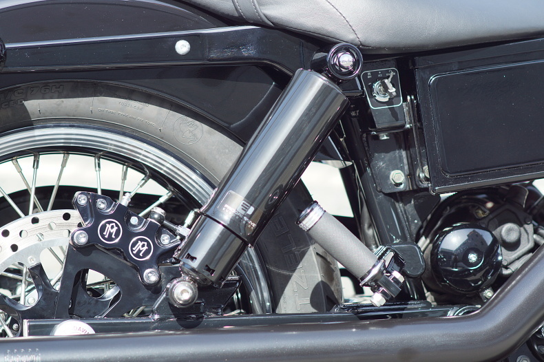 FXDL custom_e0127304_08051848.jpg