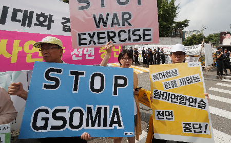 ＧＳＯＭＩＡ破棄 - 韓国は筋を通すべき、全責任は安倍日本にある_c0315619_13271817.png