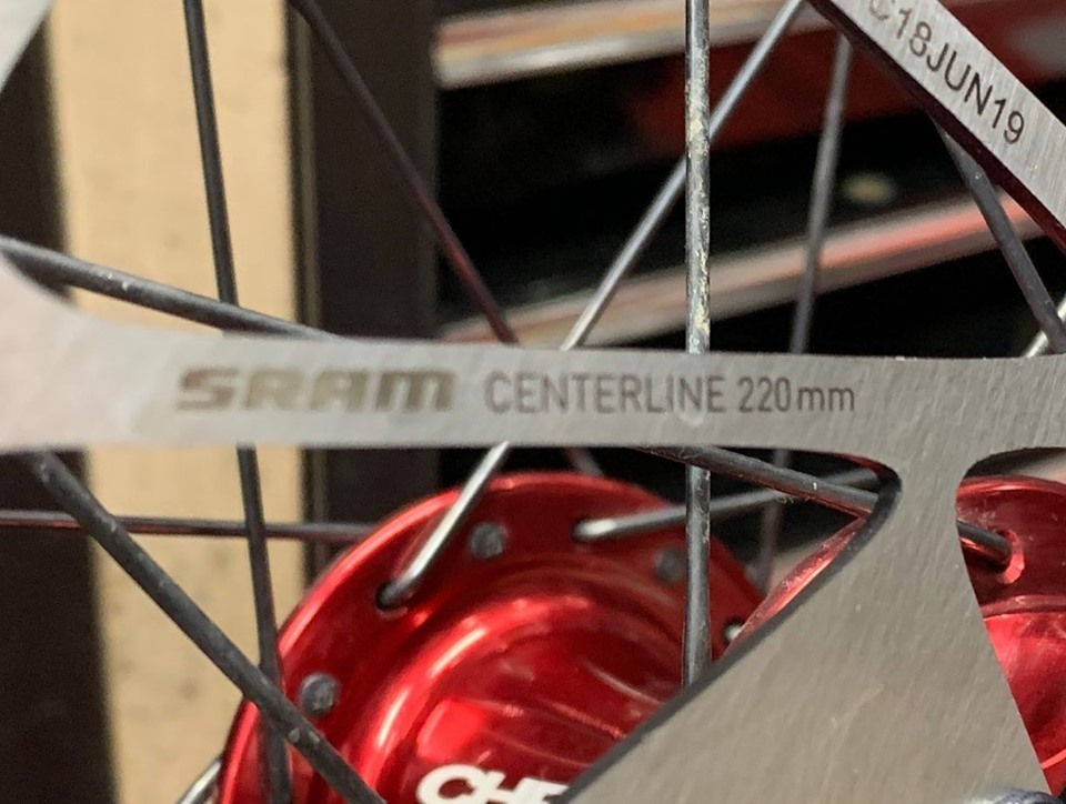 SRAM CENTERLINE 220mmローターはデ、デ、デカイ！_e0069415_09134511.jpg