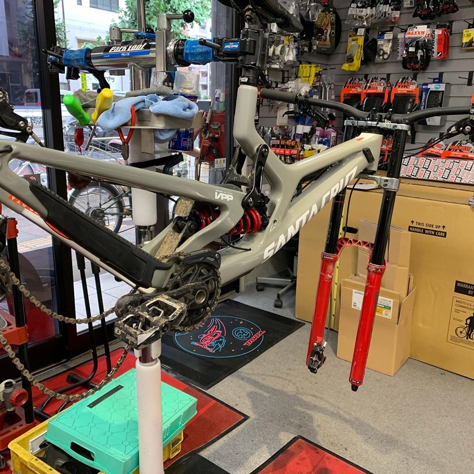 SRAM CENTERLINE 220mmローターはデ、デ、デカイ！_e0069415_09134551.jpg