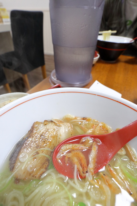 塩麺屋 いただきで、らーめんとチャーハン_a0077663_07292422.jpg