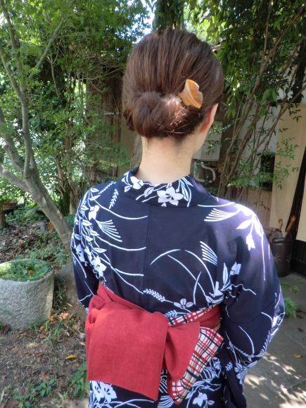 レトロな浴衣の後ろ姿 京都嵐山 着物レンタル 遊月 徒然日記