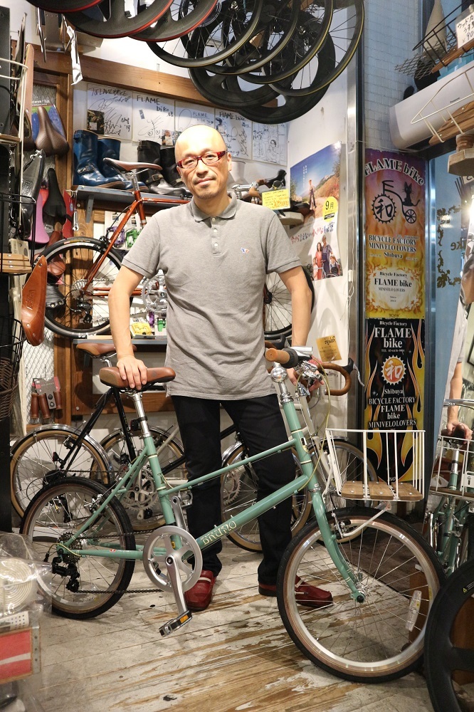 8月25日　渋谷　原宿　の自転車屋　FLAME bike前です_e0188759_12045411.jpg