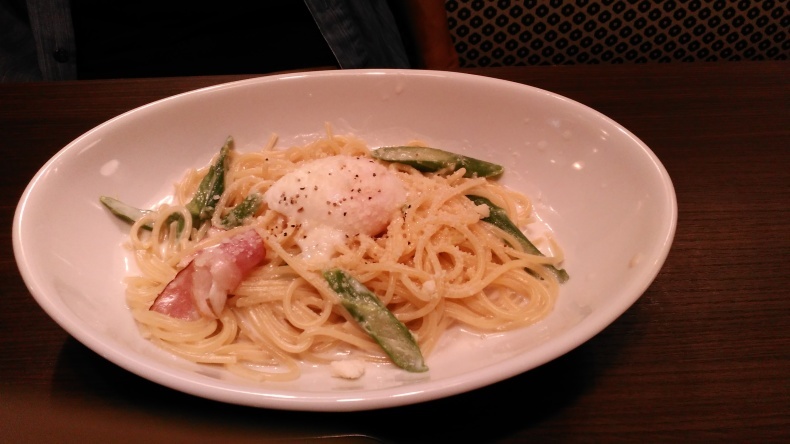 元町珈琲でのランチとわが家のベランダ_d0295818_08464430.jpg