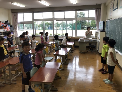 学校が始まりました!_e0409139_09001258.jpg