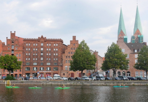 f0210340_06003042.jpg