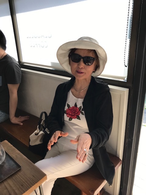 パリのマダム ? ・・・いえ、笹森さんです_b0396150_17545306.jpeg