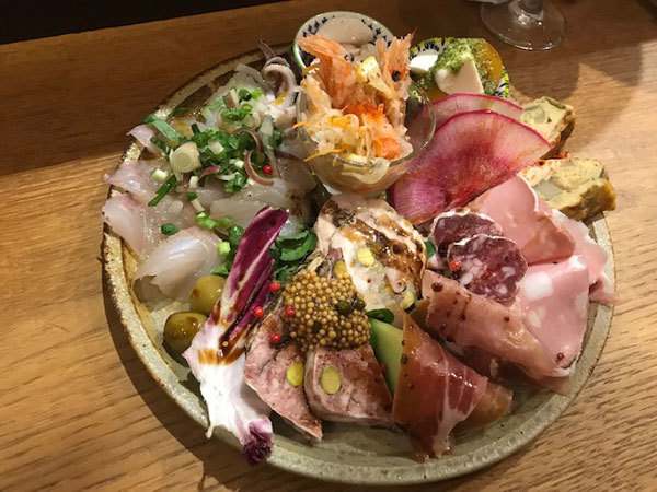 金沢 片町 新天地 ヒネモス Wine Sake Shokudo イタリアン酒場 ふりむけばスカタン