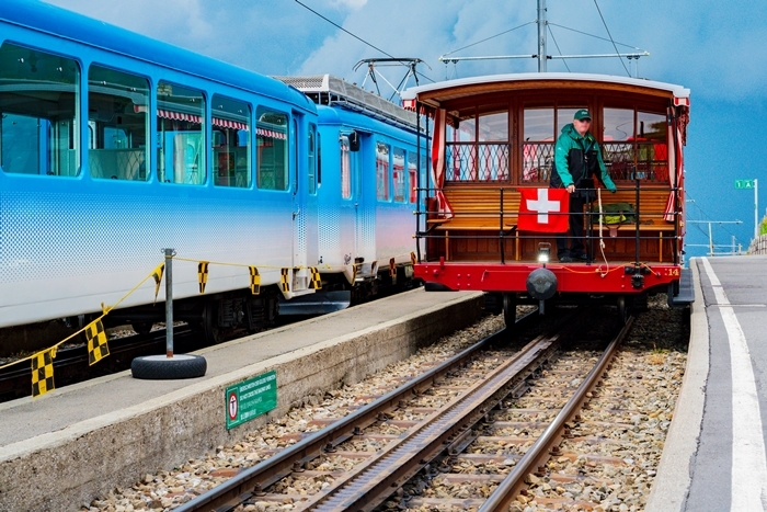 ルツェルンから登山電車に乗ってリギ山へ_b0145398_22433281.jpg