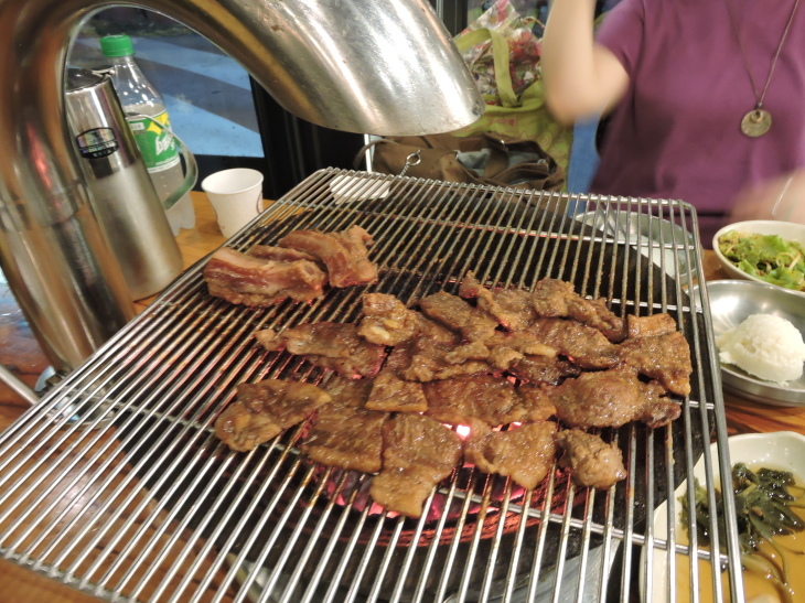 2019年　　　夏　　　韓国・食の旅　　　vol.22　PM23:00頃　池のほとりの名焼肉店！！_b0199822_22272690.jpg