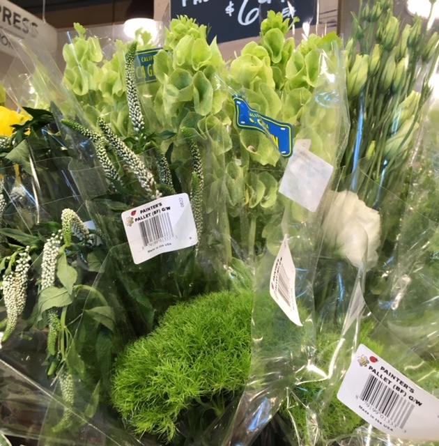 高級スーパーBristol Farmsの生花_e0350971_06335431.jpg