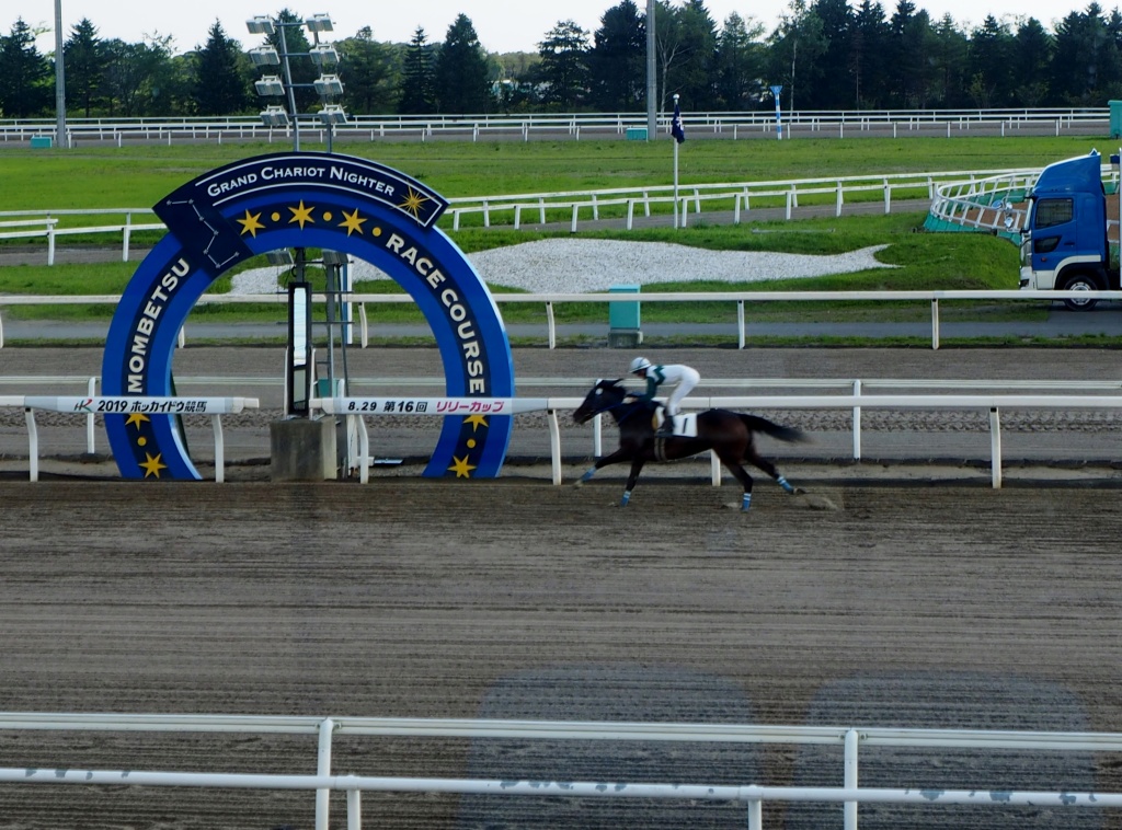 令和元年度第10回門別競馬４日 8/27_c0183777_1818529.jpg