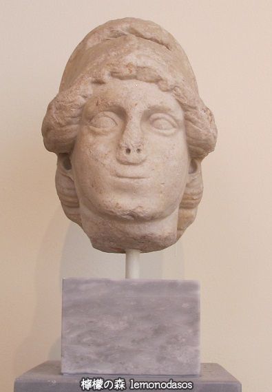 女神の頭部飾り、骨董 ローマン・アゴラ出土のアテナ女神の頭部彫刻 : 日刊ギリシャ