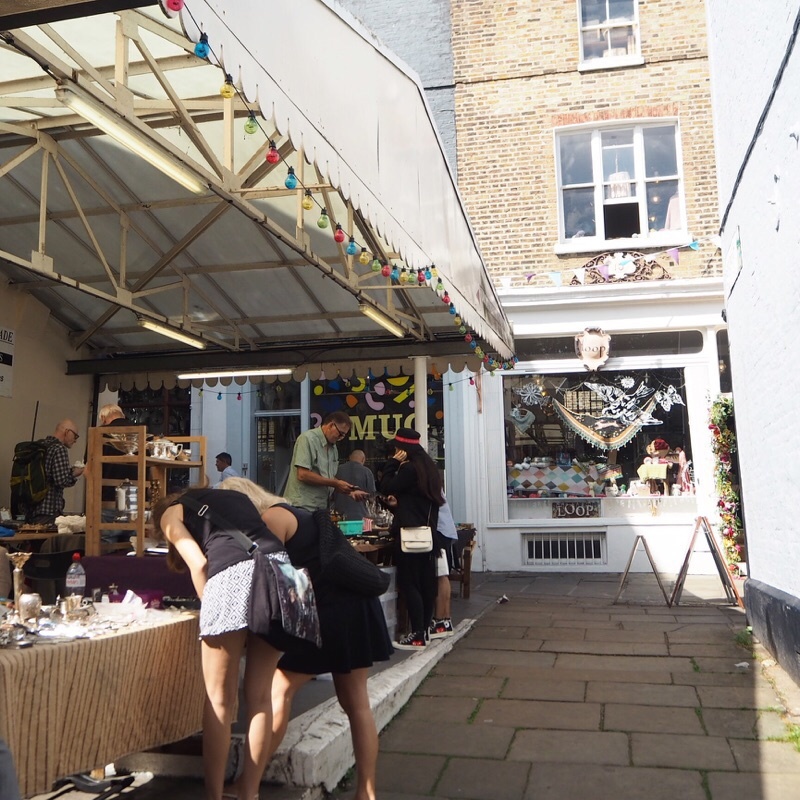 爽やかな天気にホットチョコレート(イギリス買付旅2019)_e0338157_23243630.jpeg