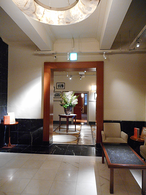 芦屋モノリス_e0066586_07150587.jpg