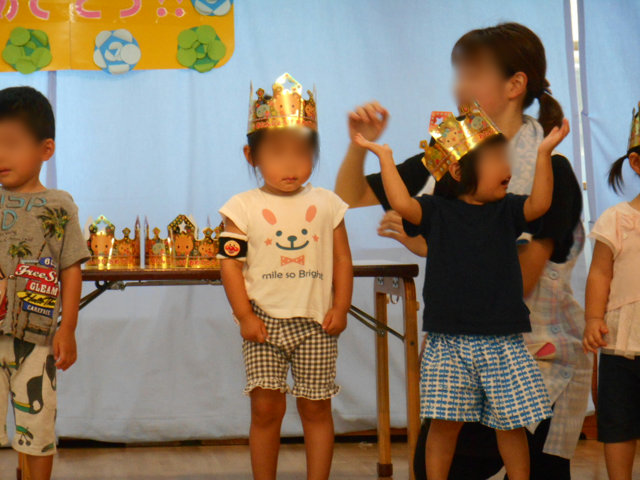 お誕生日会_e0148419_9312761.jpg