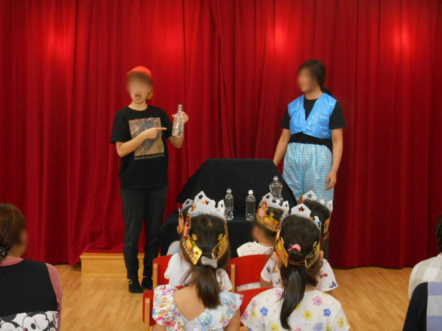 お誕生日会_e0148419_9333629.jpg