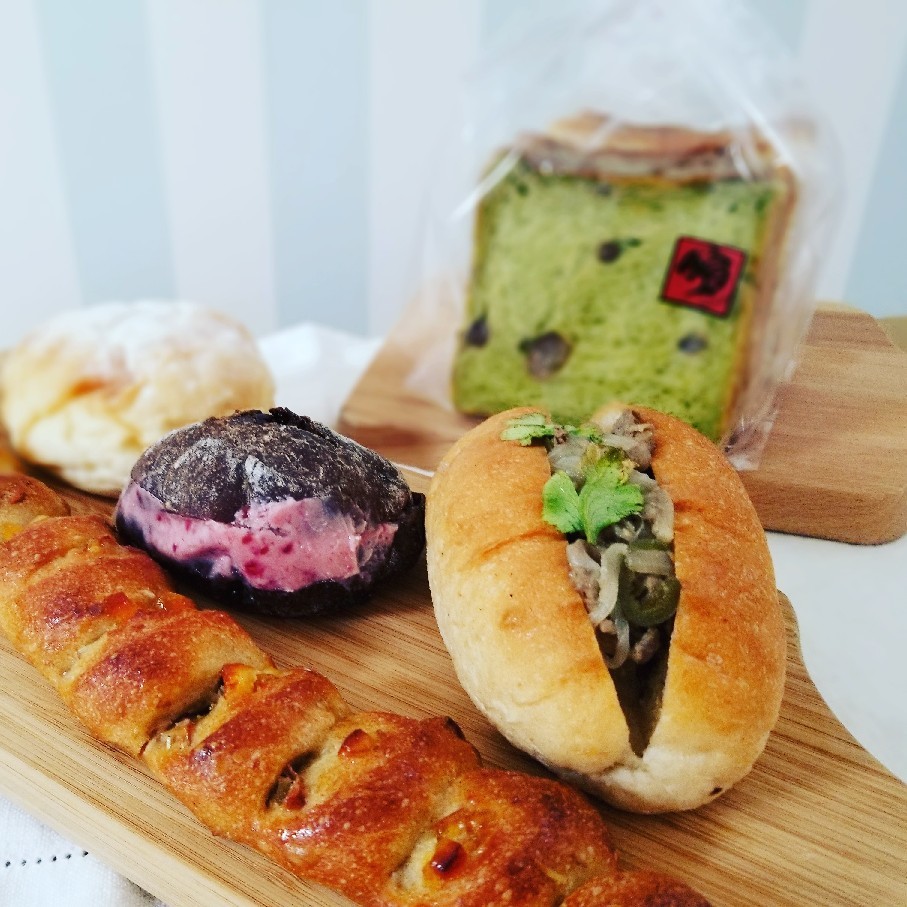 ルーツさんのコッペパンサンドが美味しすぎた パンもぐ手帖