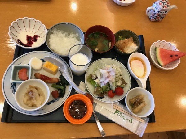 御所湖川村美術館、手づくり村_e0397389_11121543.jpeg