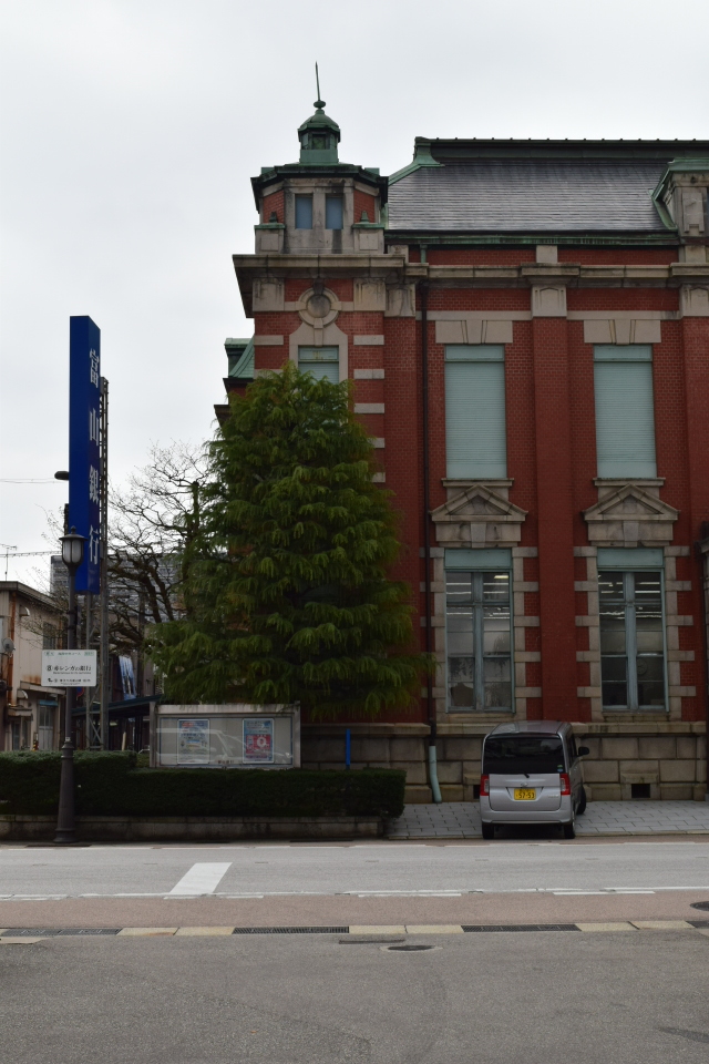 富山県高岡市の富山銀行本店(大正モダン建築探訪)_f0142606_10284765.jpg