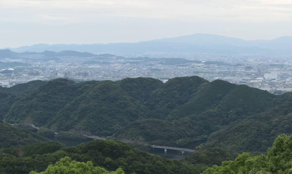 城ノ越山・立花山・三日月山を周回_f0212511_10241026.jpg