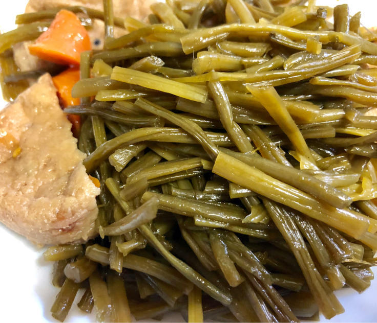サツマイモの茎のキムチ 日だまりカフェ サツマイモの茎のキムチ 日だまりカフェ