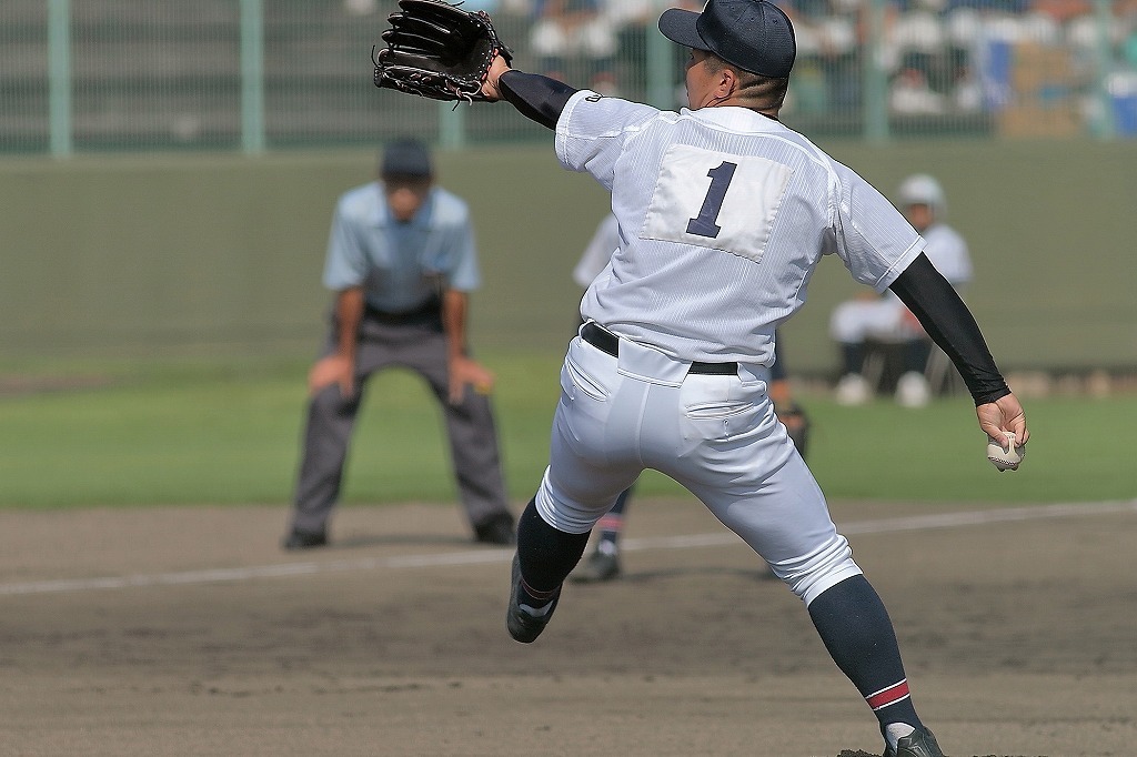 秋季京都府高等学校野球大会　綾部高校ｖｓ西舞鶴高校１_a0170082_07035773.jpg