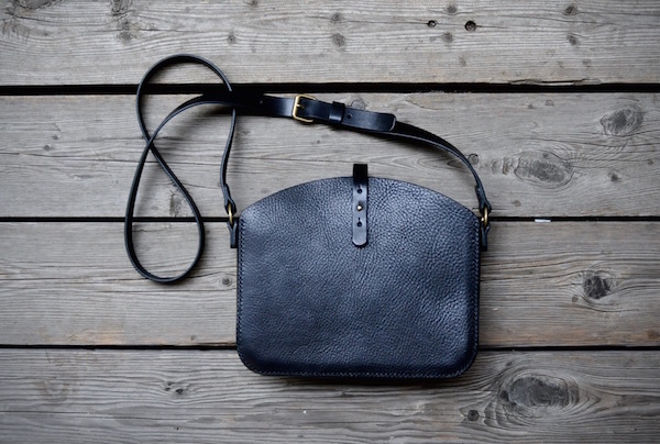 black pouch_b0172633_20355406.jpg