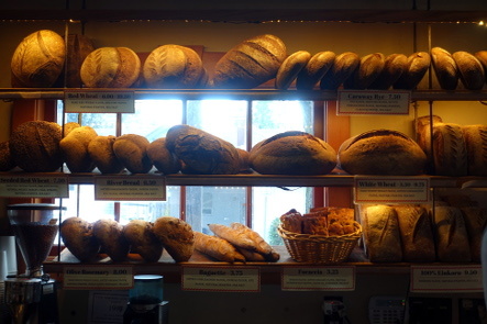 Tabor Bread ＠自家製粉のパンを求めて in Portland_b0118001_11570374.jpg