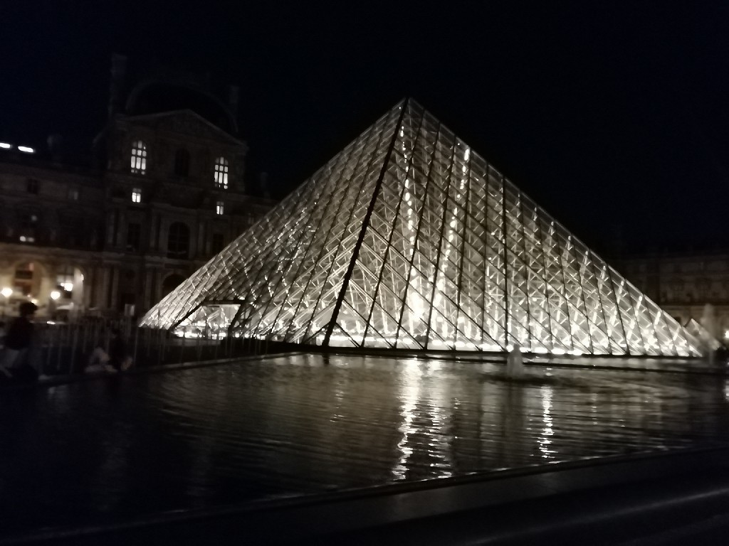 ブリュッセルからランス、そしてパリ_b0183808_21454890.jpg