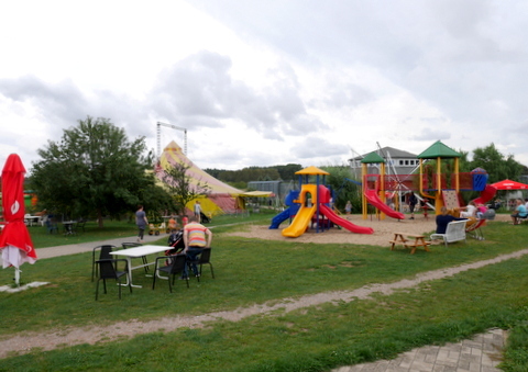 f0210340_04541336.jpg