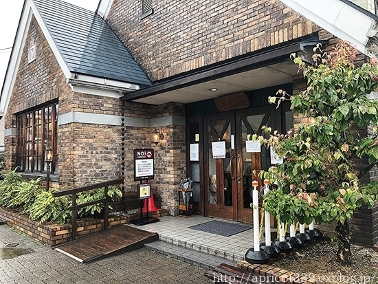 高山市の大人気パン屋さん トランブルー_c0293787_12421970.jpg