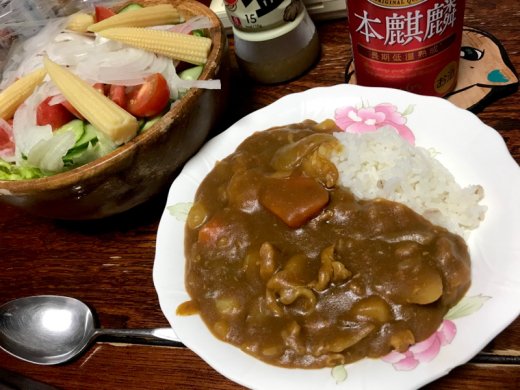 夕飯はカレーライス_b0400518_11355600.jpg