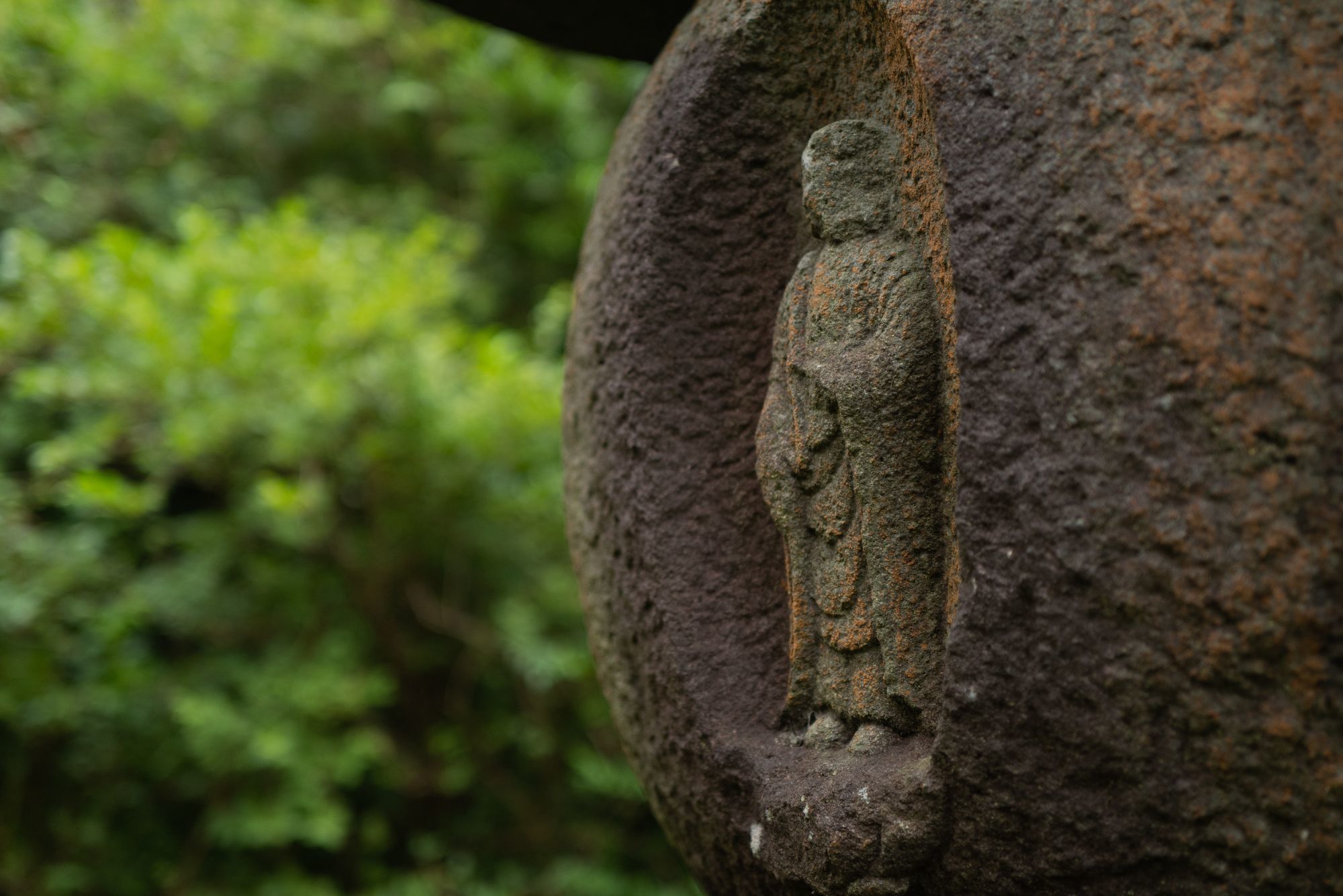 重要文化財・史跡】 箱根の山中にある石塔、磨崖仏群を訪ねて