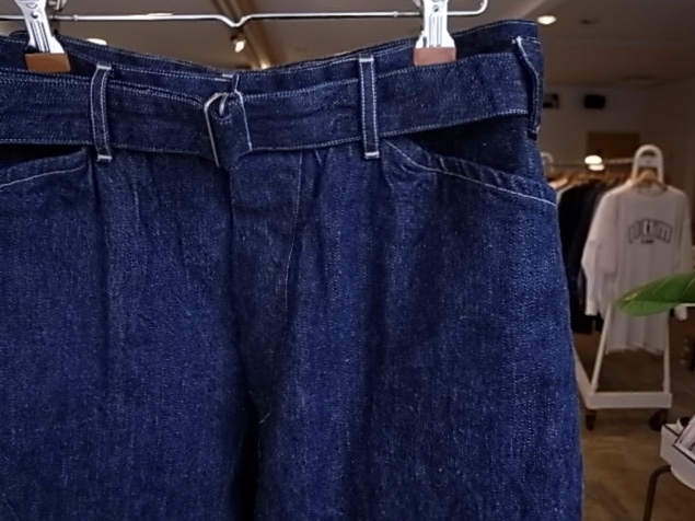COMOLI Denim Belted Pants : TRUNK COMOLI Denim Belted Pants : TRUNK
