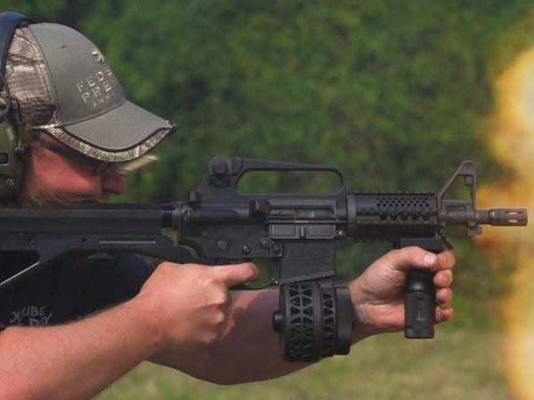 次世代M4 その45 IRON AIRSOFT製 X-15タイプ 電動ドラムマガジン 次世代M4 その45 IRON AIRSOFT製 X-15タイプ 電動ドラムマガジン