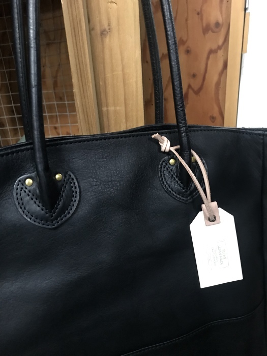 SLOW LEATHER TOTE NEW_d0152280_07504379.jpeg