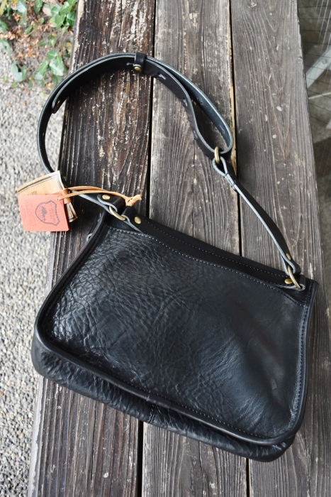 SLOW LEATHER TOTE NEW_d0152280_07571533.jpg