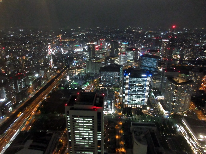 【横浜ロイヤルパークホテル】ラウンジのイブニングカクテルタイム_b0009849_18181213.jpg