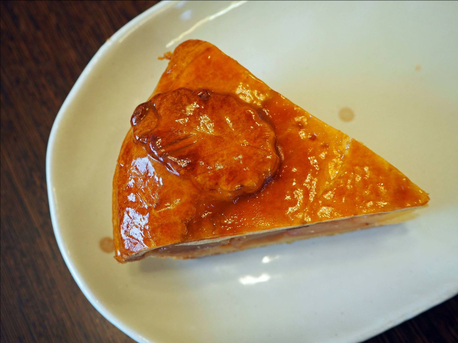 千疋屋総本店のアップルパイとバナナオムレット 人形町からごちそうさま 千疋屋総本店のアップルパイとバナナオムレット 人形町からごちそうさま