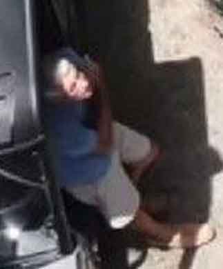 エプスタインさんは生きている！？　生存証拠写真　／　The Vigilant Citizen 画像_b0003330_1334497.jpg