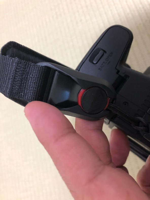 ピークデザインのクラッチとカフ!コンパクト一眼レフなら ピークデザインのクラッチとカフ!コンパクト一眼レフなら