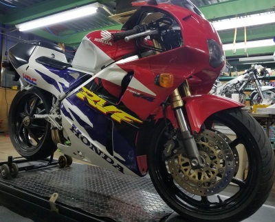 RVF400 (NC35) 車検整備、他 ① ‼_e0114857_10324971.jpg