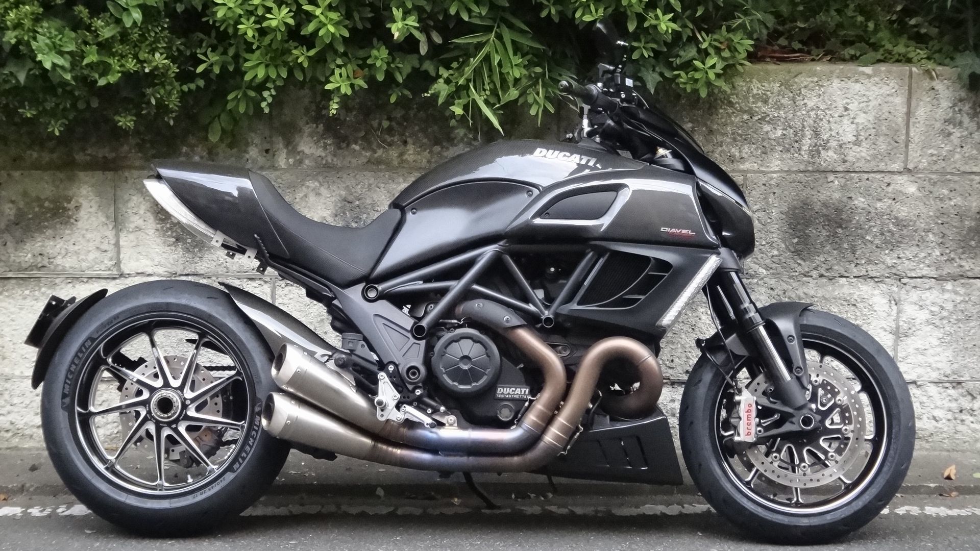 旧 Diavel 売却を検討中 [9/29追記]_f0004270_19323131.jpg