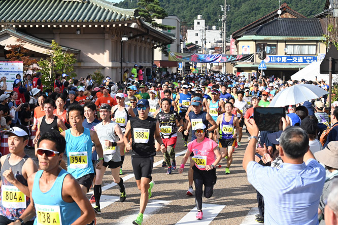 寛平ナイトマラソン　2019　スタート！_d0095673_16551510.jpg