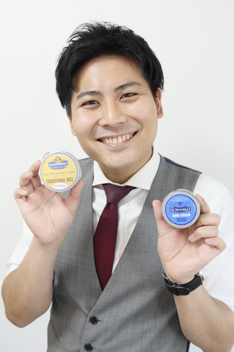 靴磨き芸人 奥野