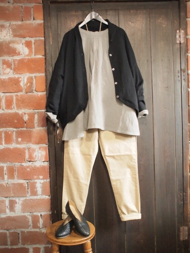 素敵な洋服の入荷…_d0228193_12192604.jpg