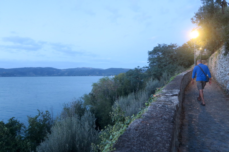 f0234936_5501937.jpg